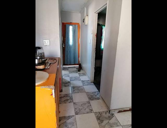 2 BEDROOM HOUSE FOR SALE IN PELIKAN PARK